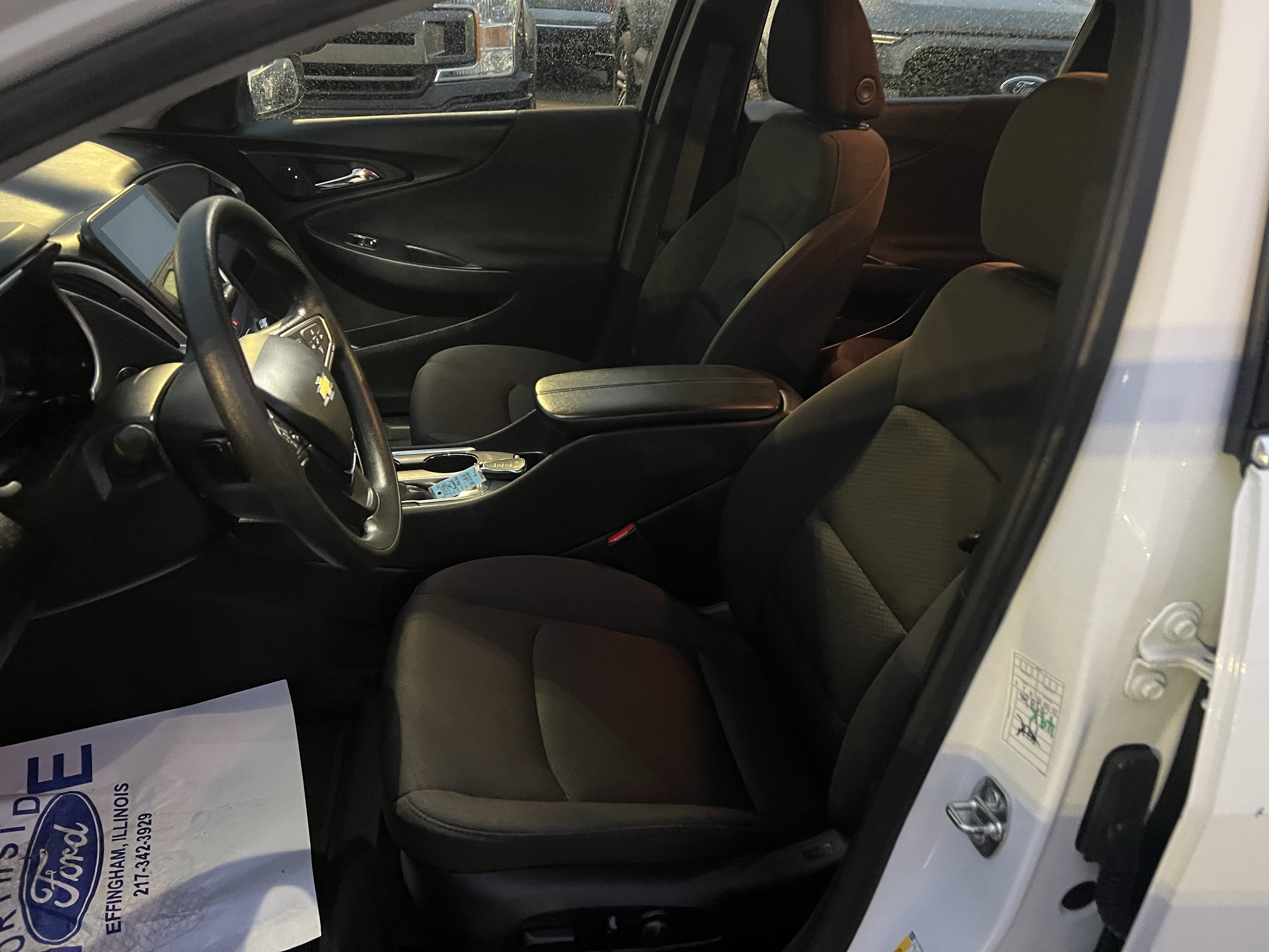 Used 2024 Chevrolet Malibu LT FWD image 12