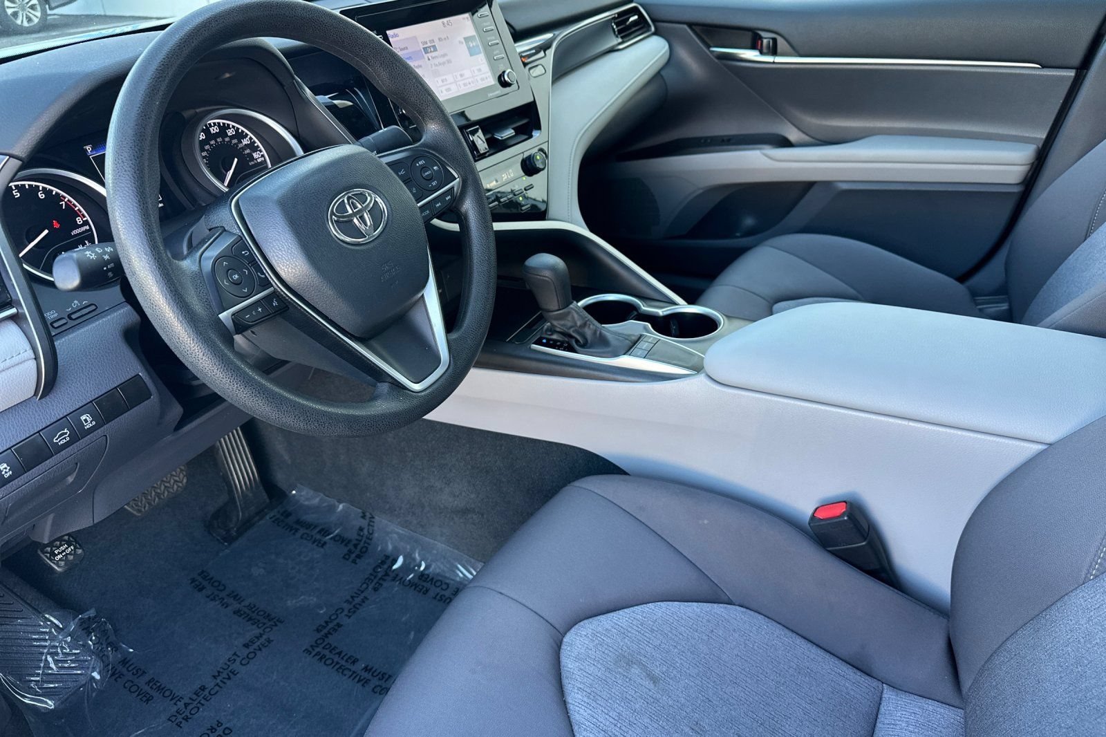Used 2024 Toyota Camry LE FWD image 9