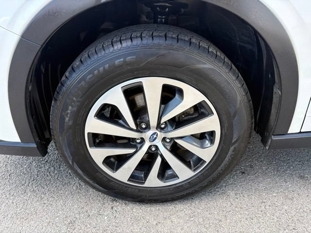 Used 2022 Subaru Outback Premium AWD/4WD image 13