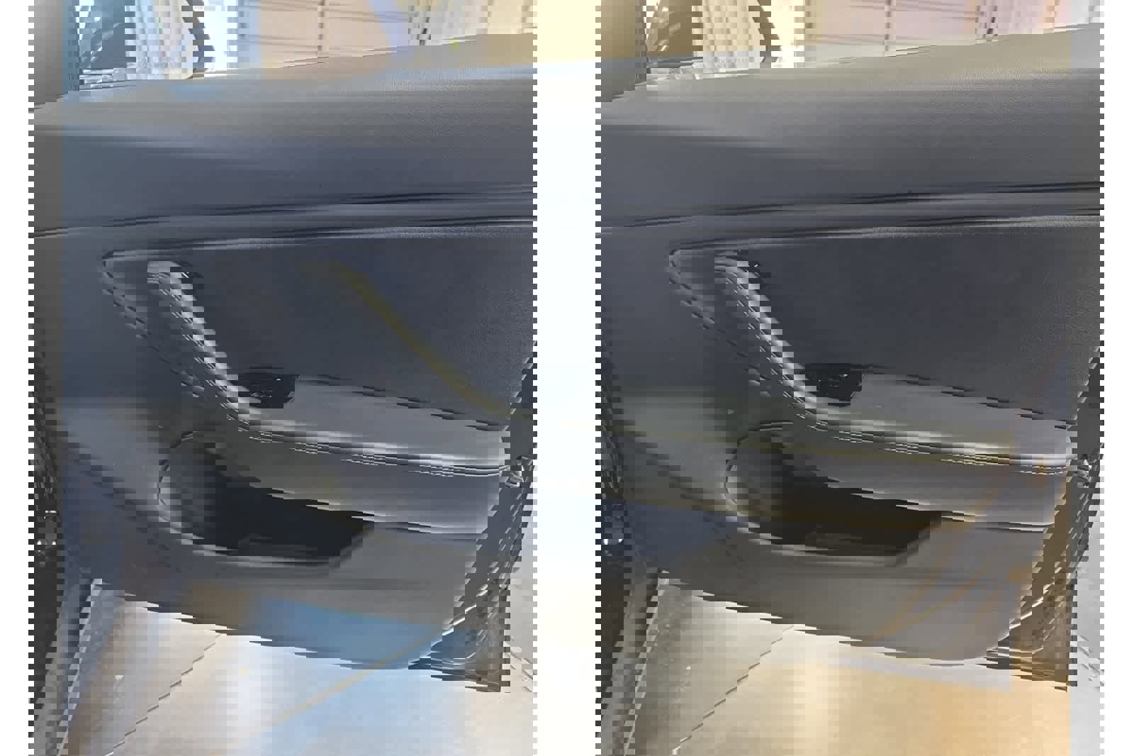 Used 2019 Tesla Model 3 Standard Range image 14