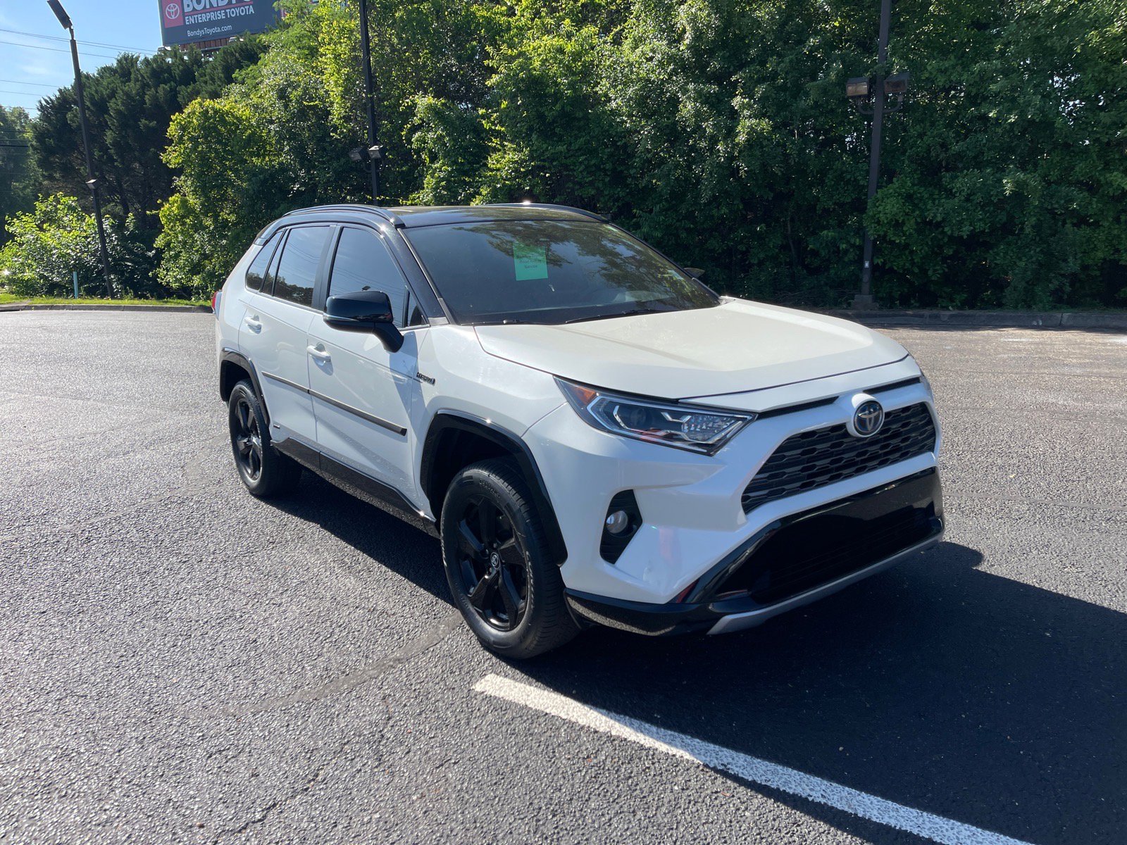 Used 2019 Toyota RAV4 XSE w/ XSE Weather Package AWD/4WD image 1