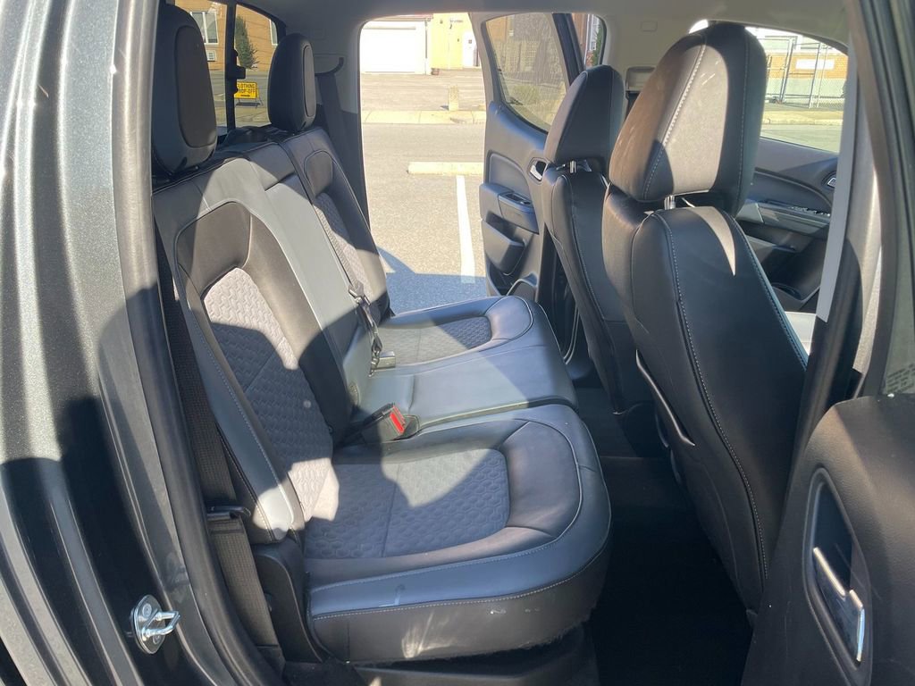 Used 2017 Chevrolet Colorado Z71 AWD/4WD image 26