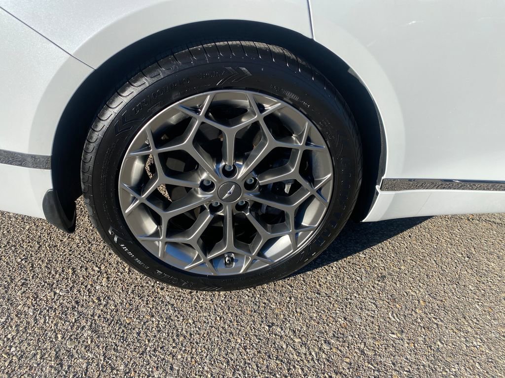 Used 2022 Genesis G80 2.5T w/ Prestige Package image 32