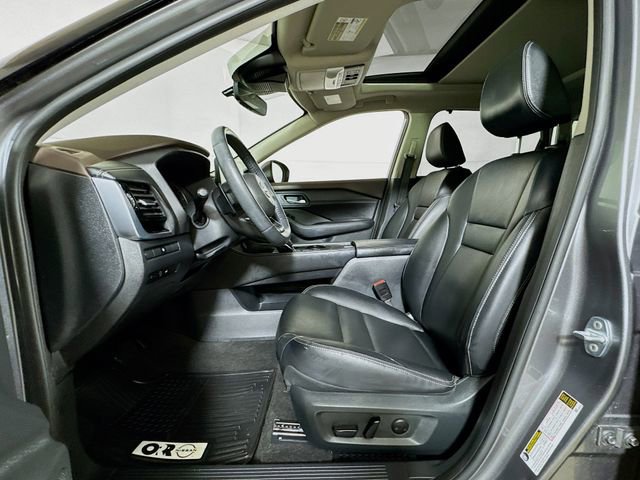 Used 2023 Nissan Rogue SL w/ SL Premium Package FWD image 19