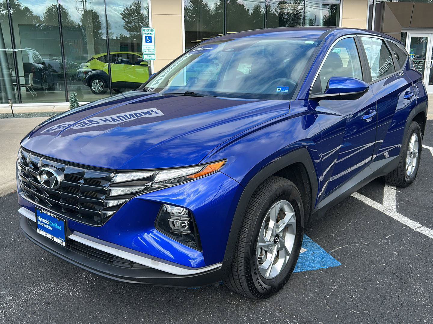 Used 2022 Hyundai Tucson SE AWD/4WD image 2