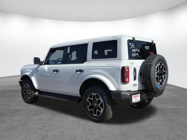 New 2026 Ford Bronco Outer Banks AWD/4WD image 3