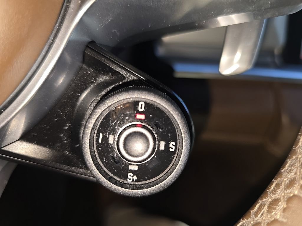 Used 2018 Porsche Panamera 4S image 20