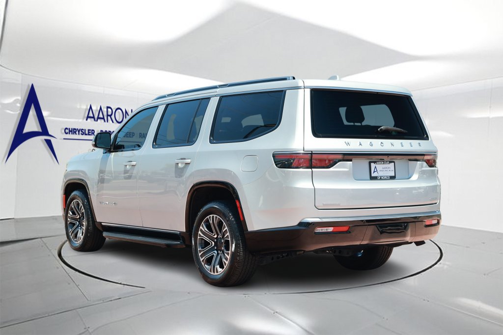 Certified 2023 Jeep Wagoneer Series II AWD/4WD image 2