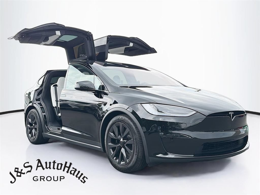 Used 2024 Tesla Model X AWD/4WD image 1