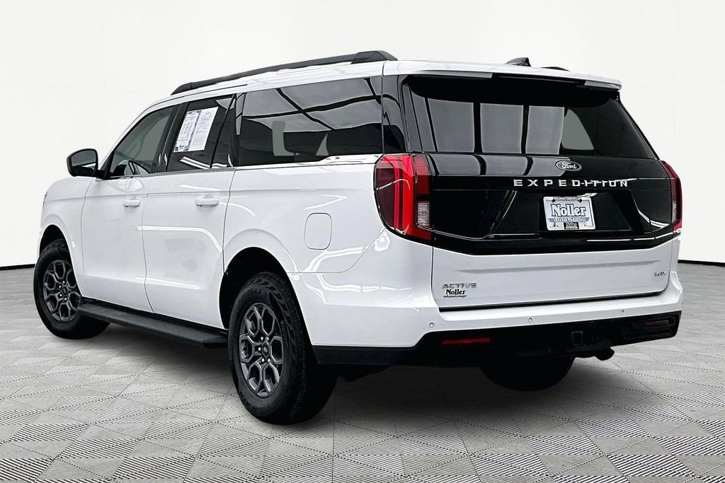 Used 2025 Ford Expedition Max Active image 13