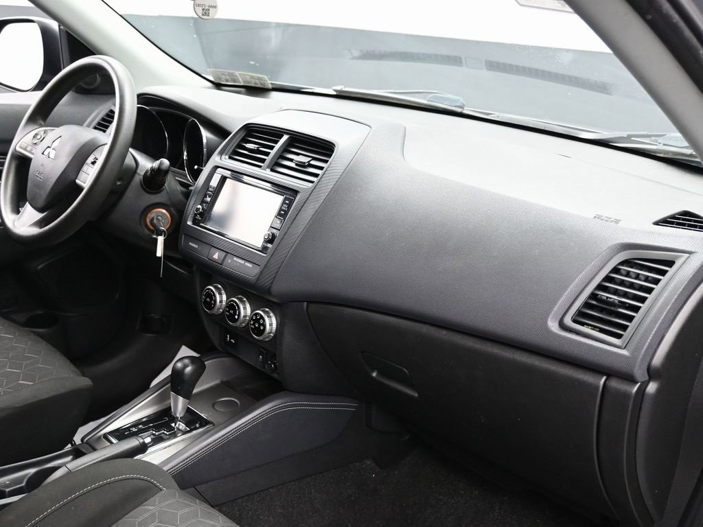 Used 2021 Mitsubishi Outlander Sport ES image 28