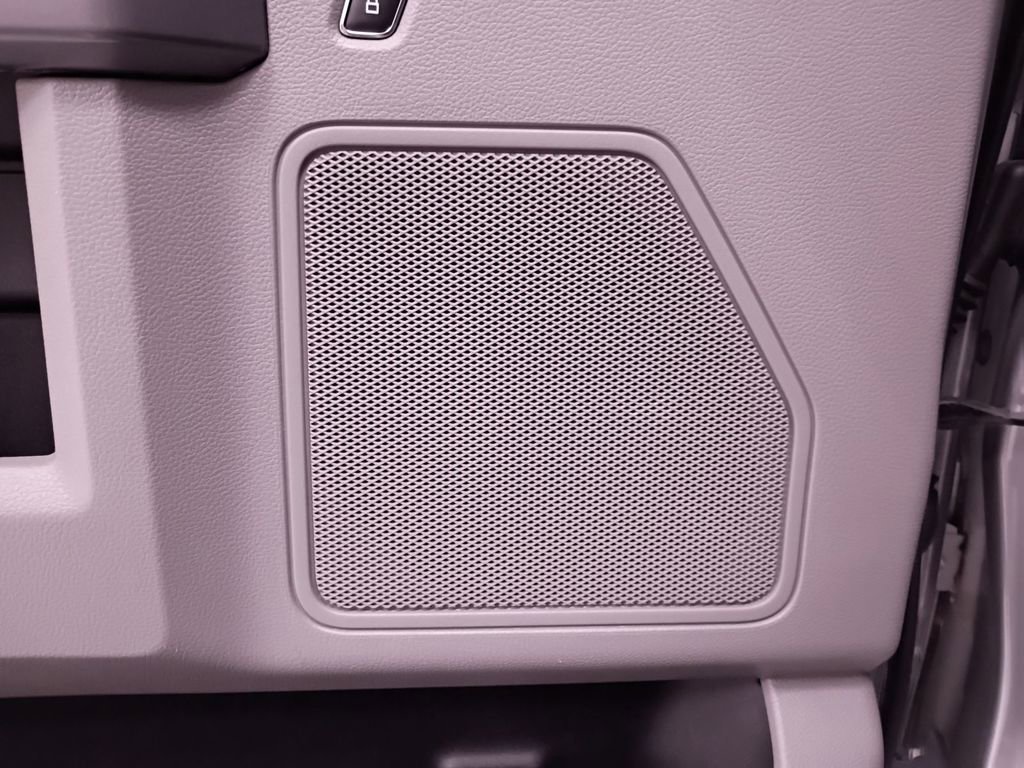 Used 2020 Ford F250 XLT w/ XLT Premium Package image 25