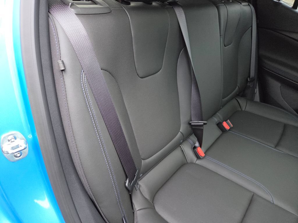 Used 2025 Buick Encore GX Sport Touring w/ Experience Buick Package AWD/4WD image 28