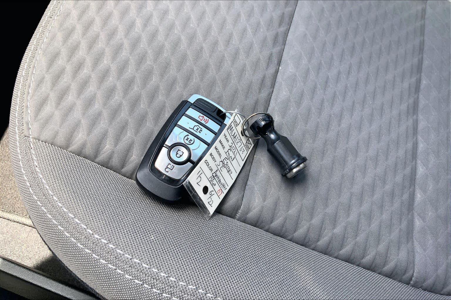 Used 2021 Ford Escape SE w/ Convenience Package AWD/4WD image 15