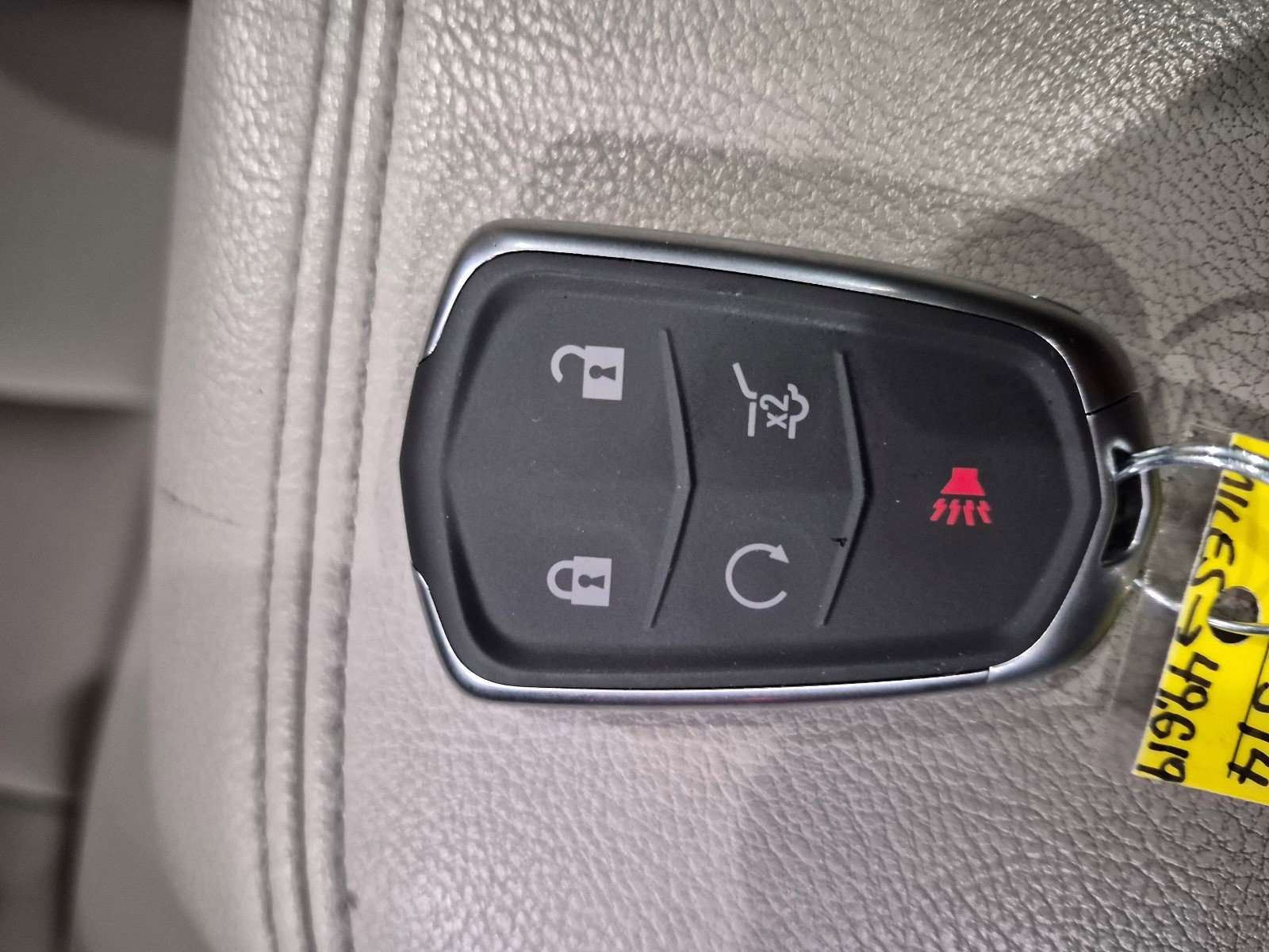 Certified 2023 Cadillac XT4 Luxury w/ Cold Weather Package image 25