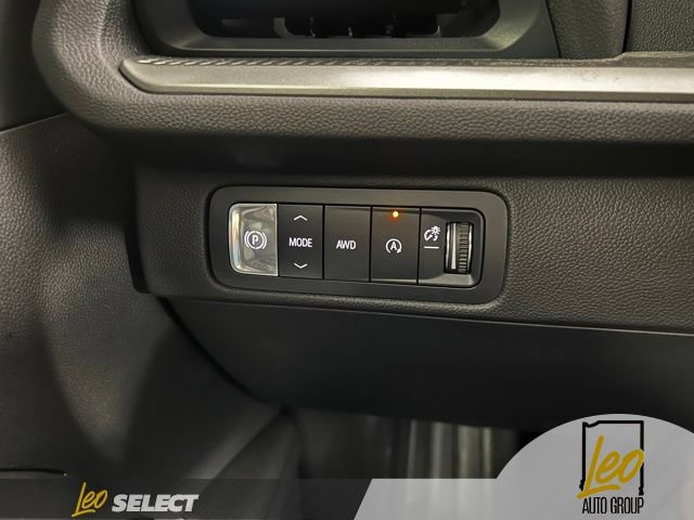 Used 2026 Chevrolet Traverse LT w/ Driver Confidence Package AWD/4WD image 10