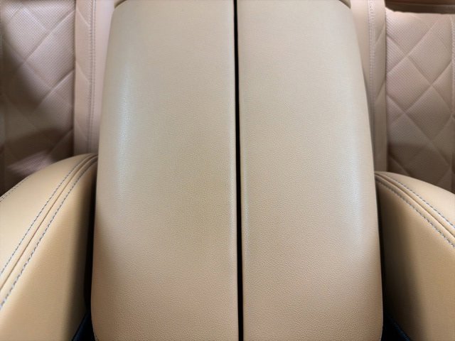 Certified 2024 BMW X7 xDrive40i w/ M Sport Package image 46