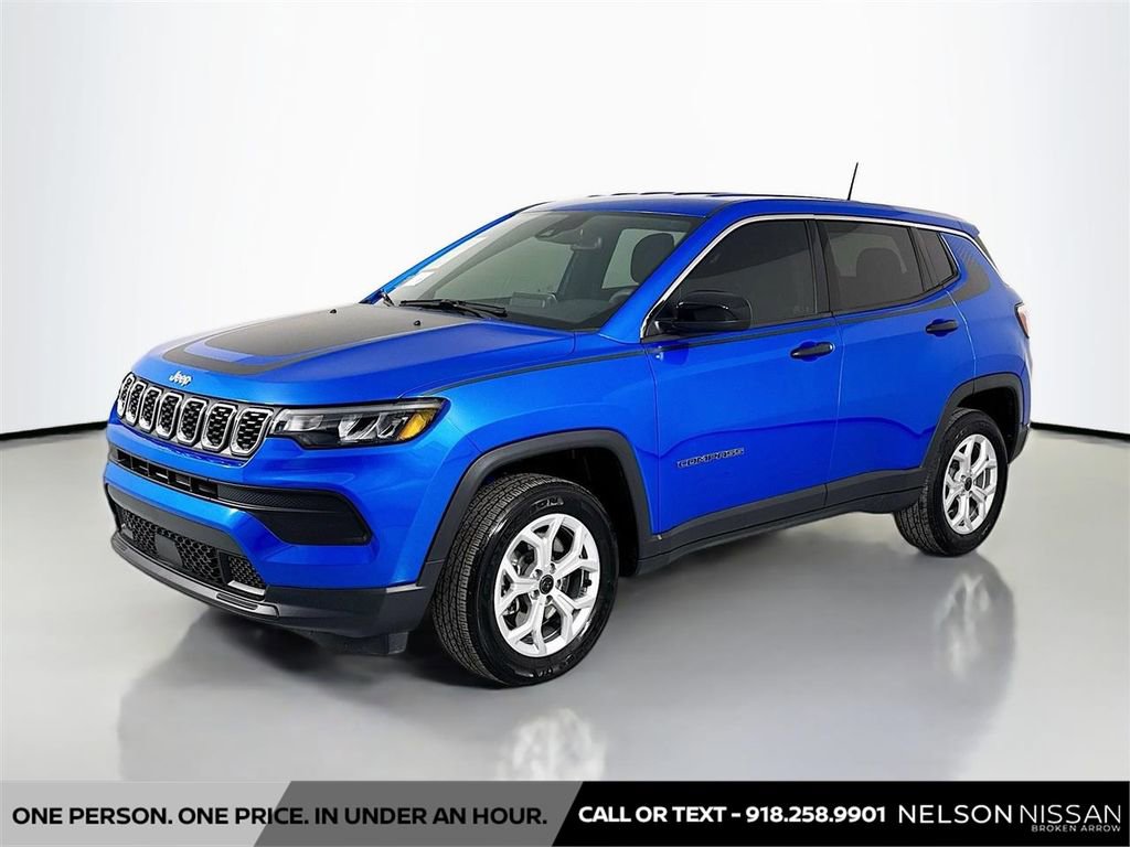 Used 2025 Jeep Compass Sport w/ Mopar Graphics Package image 1