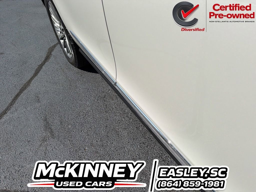 Used 2020 Lincoln Navigator 2WD image 4