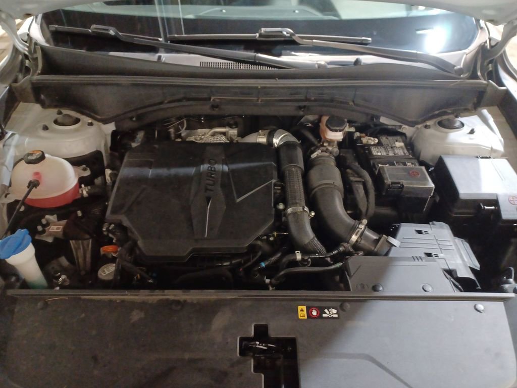 Used 2023 Kia Sorento SX image 18