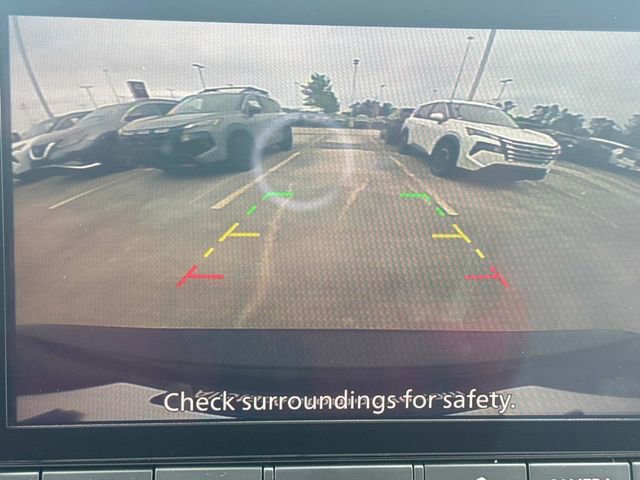 Used 2025 Nissan Rogue SV image 32