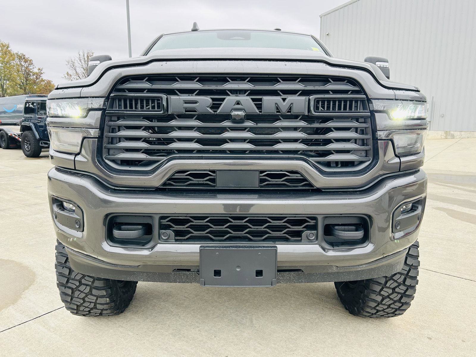 New 2025 RAM 2500 Big Horn image 31