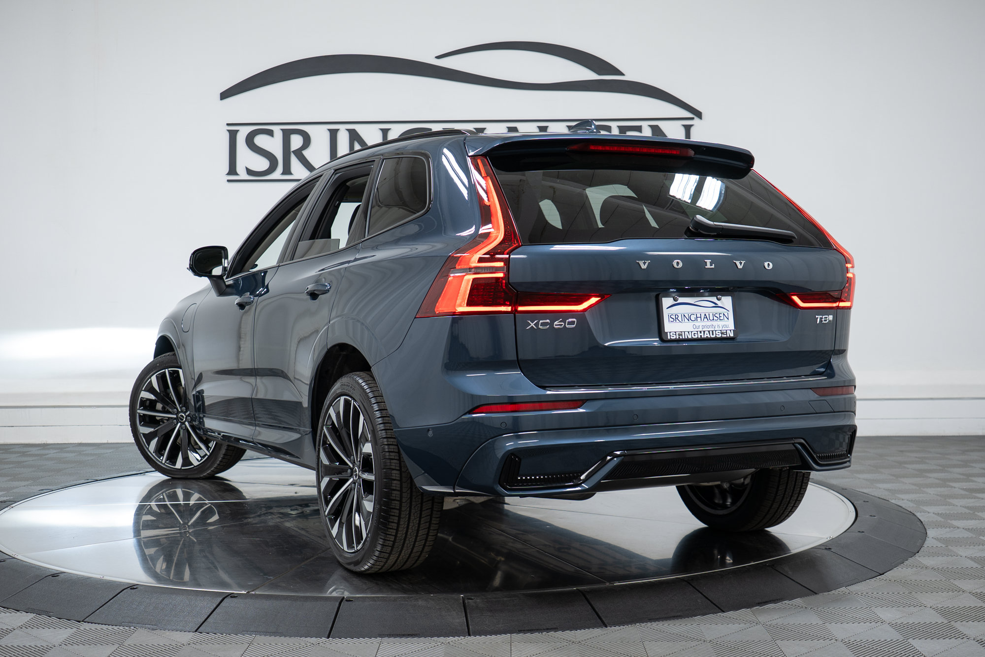 New 2027 Volvo XC60 T8 Ultra AWD/4WD image 28