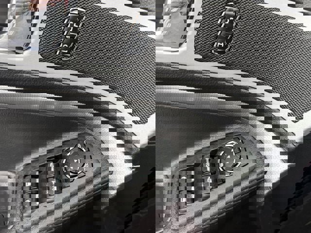 Used 2013 Ford Explorer XLT image 27