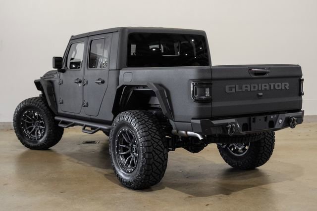 Used 2025 Jeep Gladiator Rubicon w/ Safety Group AWD/4WD image 6