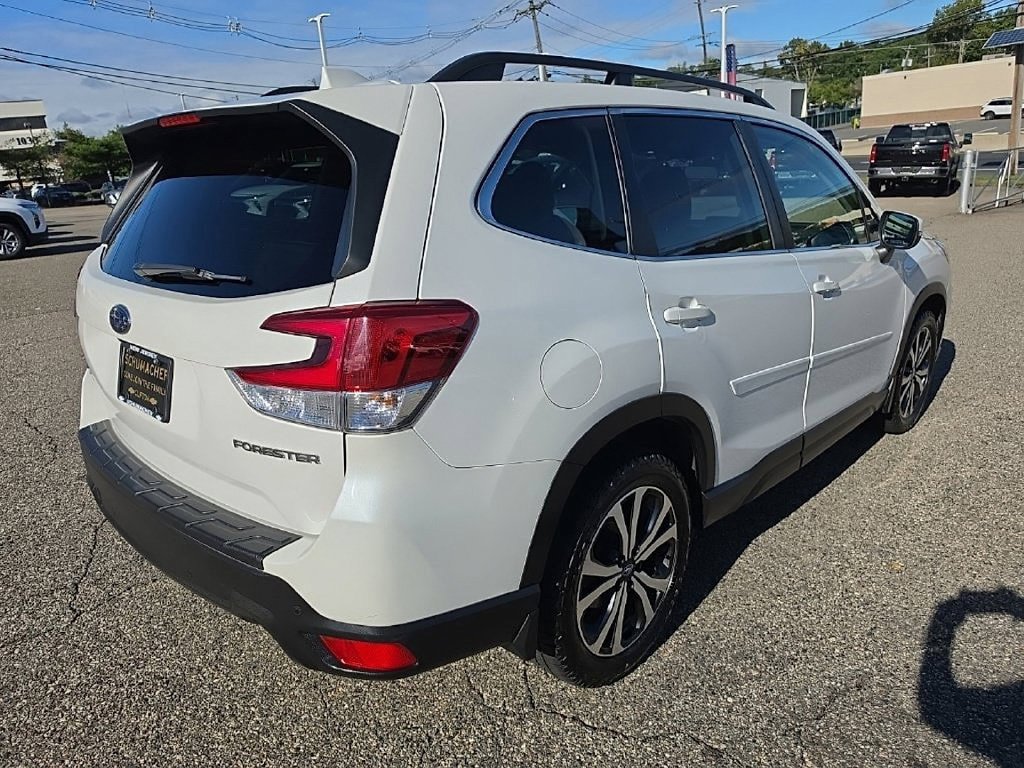Used 2020 Subaru Forester Limited AWD/4WD image 3