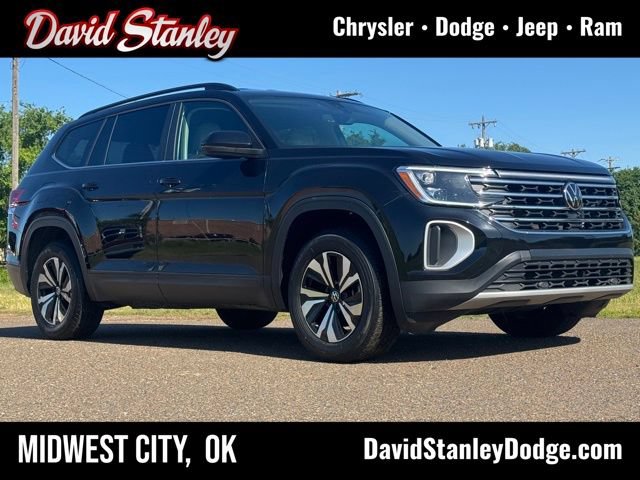Used 2025 Volkswagen Atlas SE