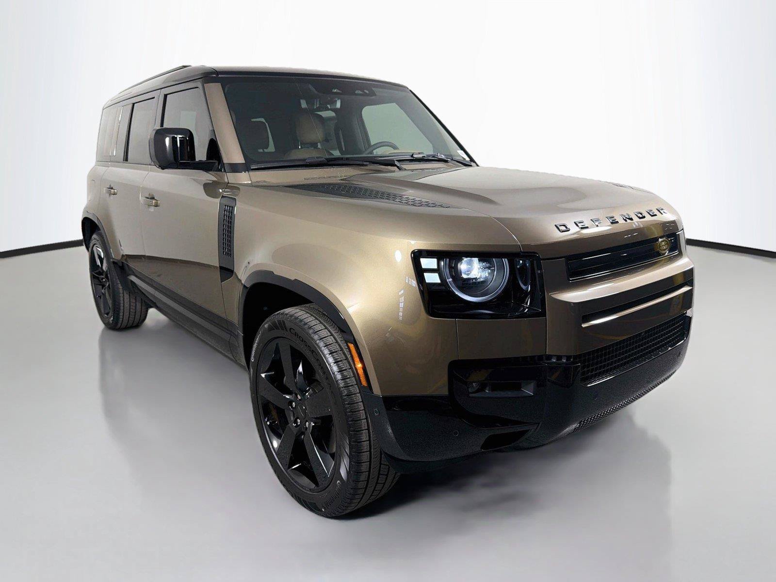 New 2026 Land Rover Defender 110 X-Dynamic SE AWD/4WD image 3