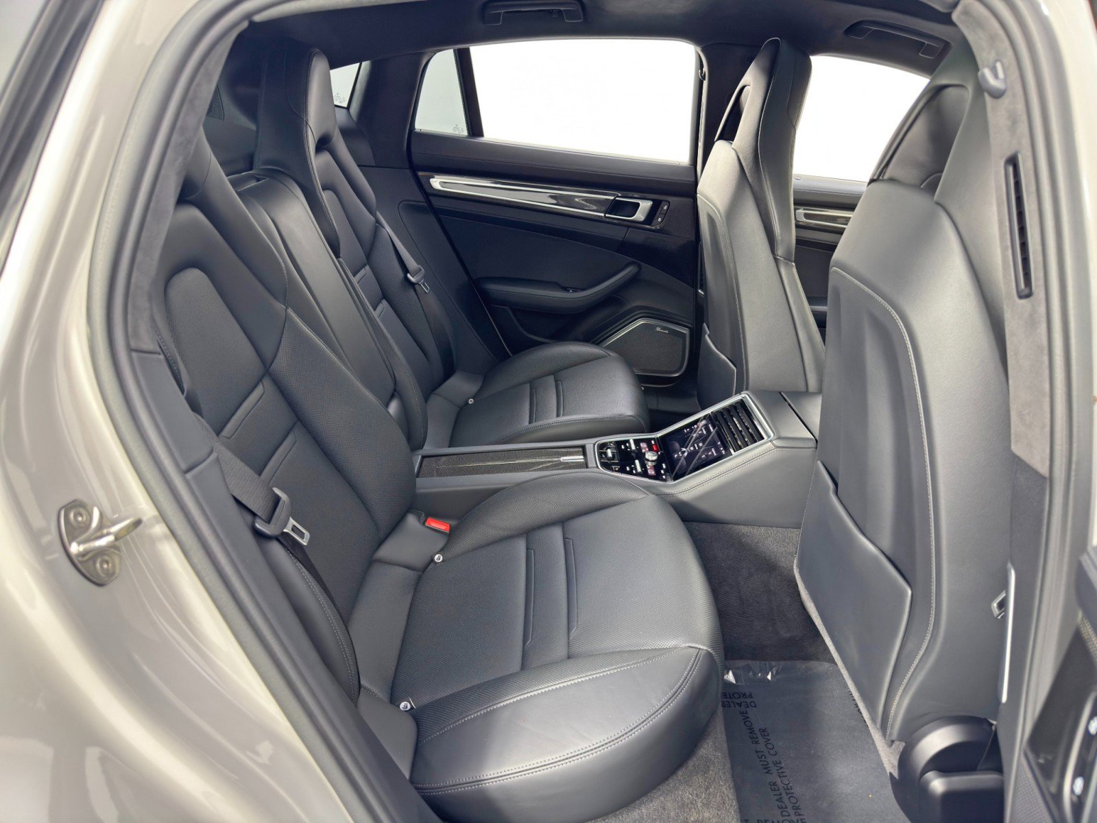 Used 2022 Porsche Panamera Turbo S w/ Premium Package image 46