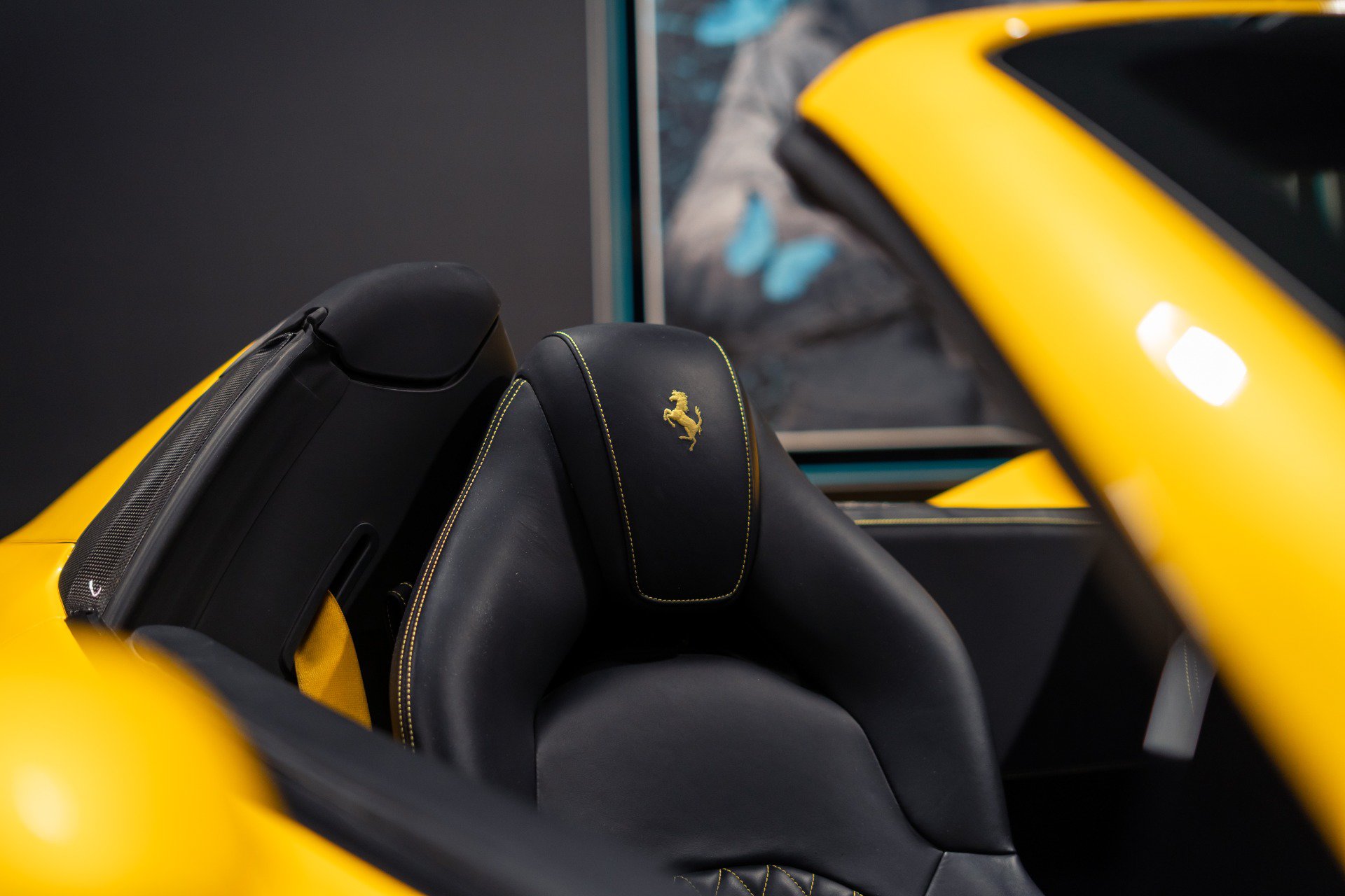 Used 2021 Ferrari F8 Tributo RWD image 23