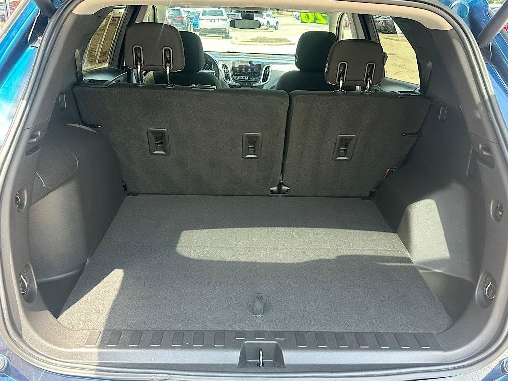 Used 2020 Chevrolet Equinox LT FWD image 6