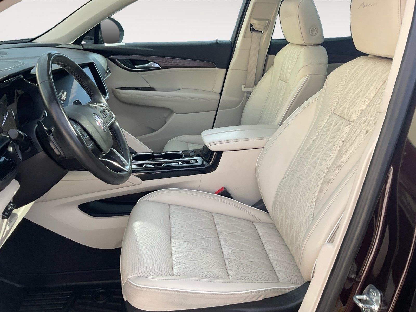Certified 2021 Buick Envision Avenir w/ Technology Package II AWD/4WD image 9