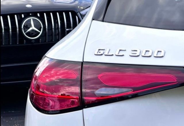 New 2026 Mercedes-Benz GLC 300 4MATIC image 11