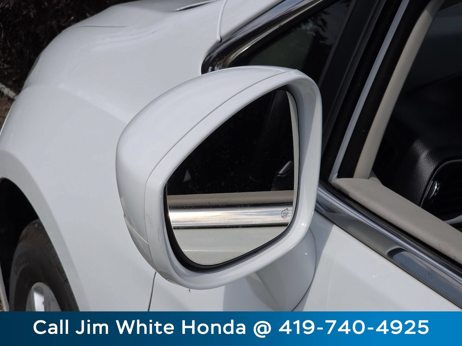 Used 2018 Chrysler Pacifica Touring-L FWD image 14