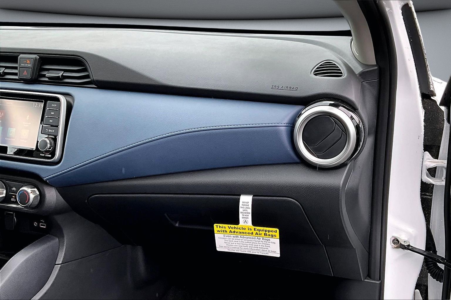 Used 2025 Nissan Versa SV w/ Trunk Package image 14