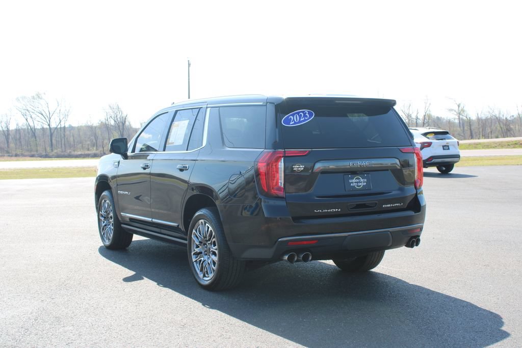 Used 2023 GMC Yukon Denali Ultimate w/ LPO, Floor Liner Package AWD/4WD image 7
