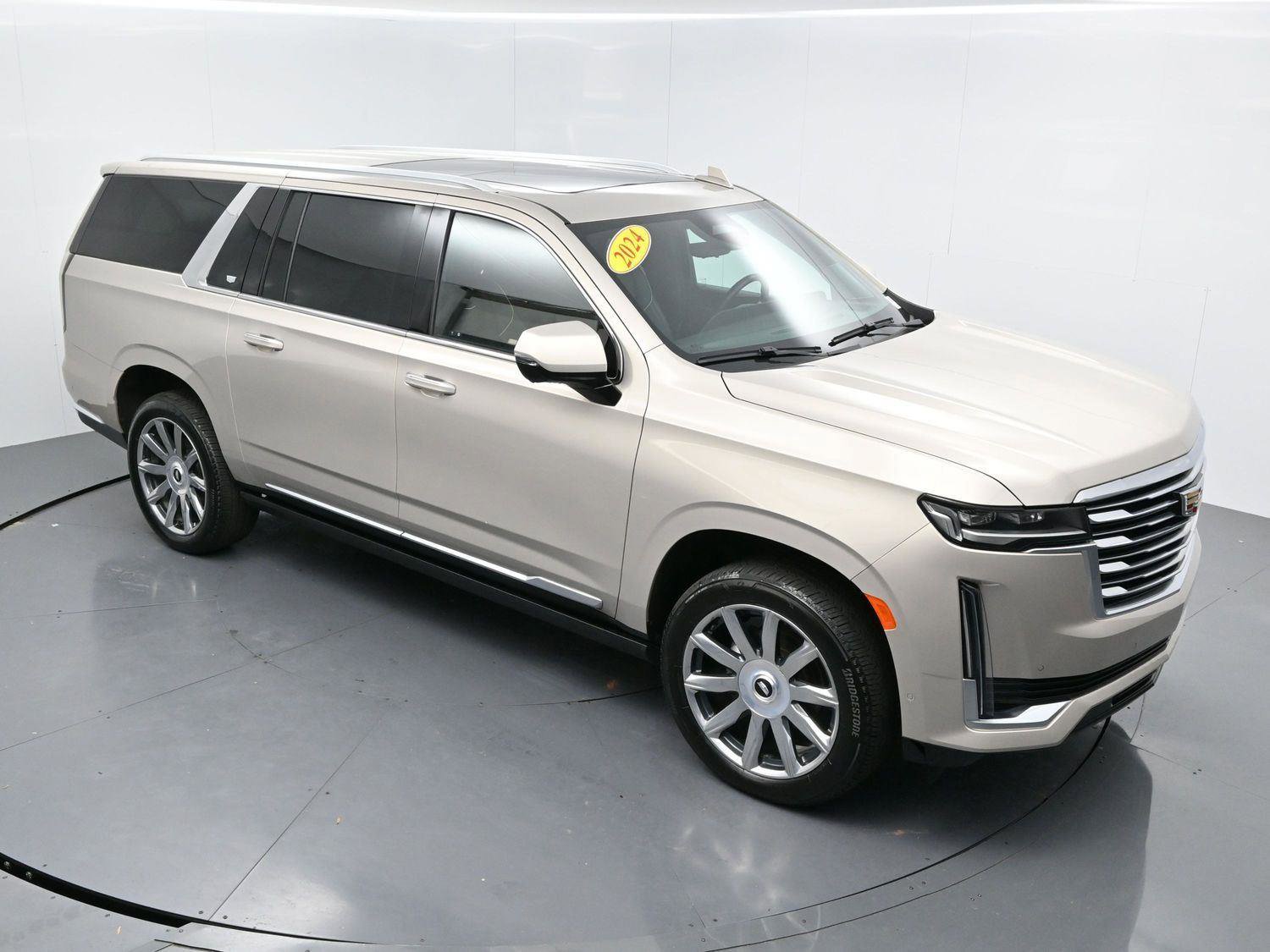 Certified 2024 Cadillac Escalade ESV Premium Luxury Platinum w/ Heavy-Duty Trailer Package image 47