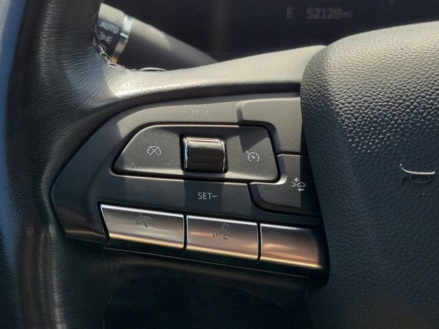 Certified 2024 Cadillac XT4 Premium Luxury FWD image 22