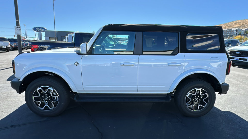 New 2025 Ford Bronco Outer Banks image 6