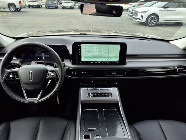 New 2026 Lincoln Aviator 2WD image 11