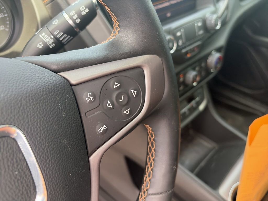 Used 2023 GMC Terrain AT4 w/ Tech Package image 17