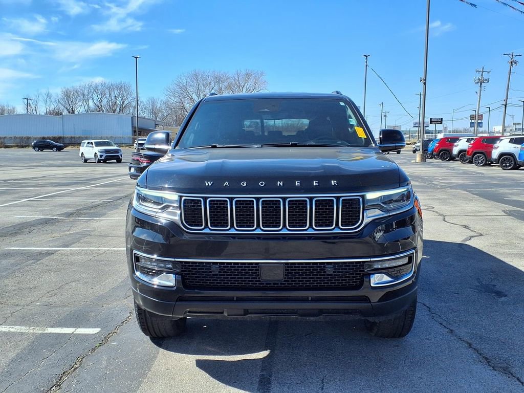 Used 2022 Jeep Wagoneer Series III w/ Rear Seat Video Group 1 image 2