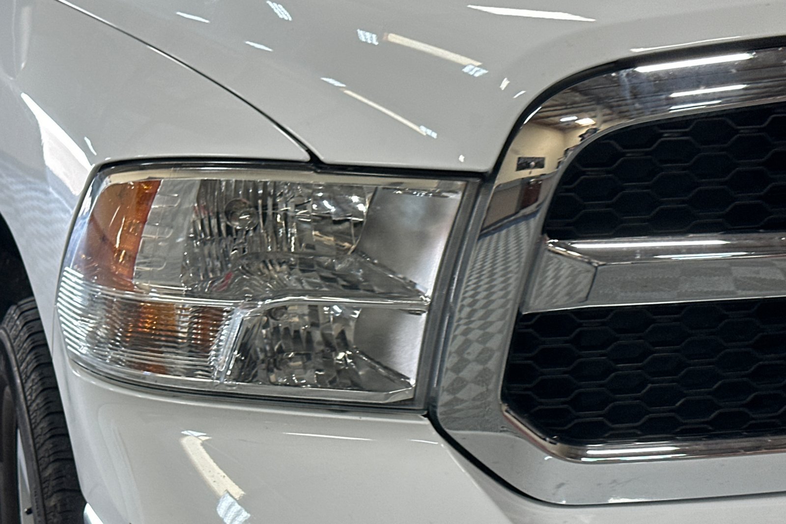 Used 2023 RAM 1500 Classic SLT w/ Trailer & Traction Group AWD/4WD image 41