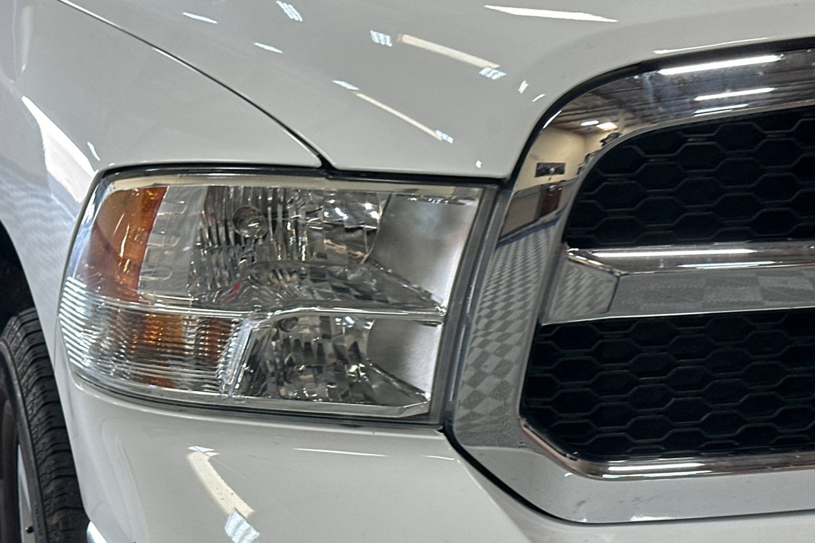 Used 2023 RAM 1500 Classic SLT w/ Trailer & Traction Group AWD/4WD image 41
