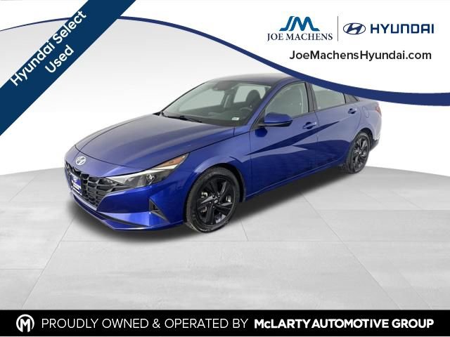 Used 2021 Hyundai Elantra SEL image 2