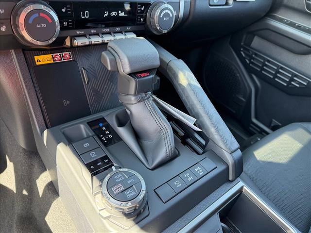 New 2026 Toyota 4Runner TRD Off-Road Premium AWD/4WD image 14